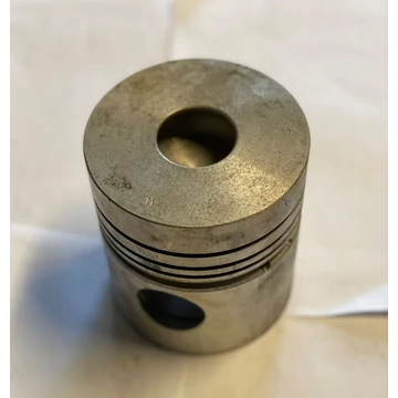 MTZ dugattyu 4 gyurus M